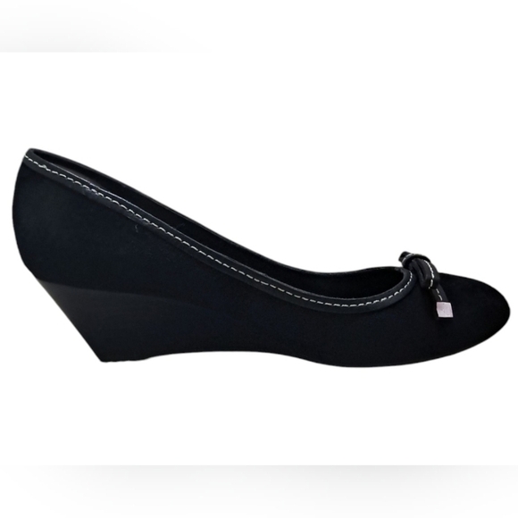 Lauren Ralph Lauren Bernee Black Suede Wedge – Size 10B - Picture 10 of 16